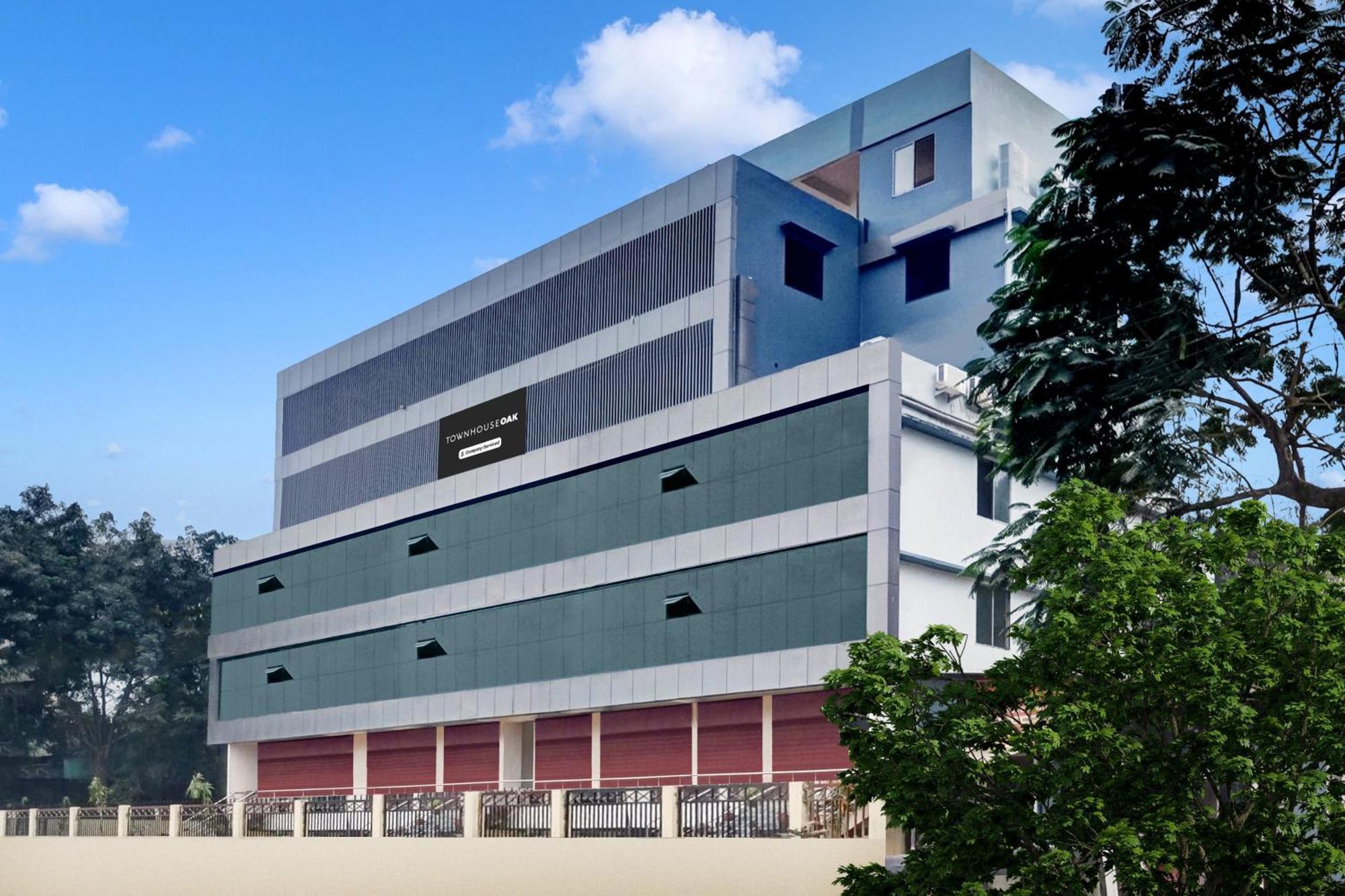 Townhouse Oak Sarusajai Stadium Dispur ภายนอก รูปภาพ