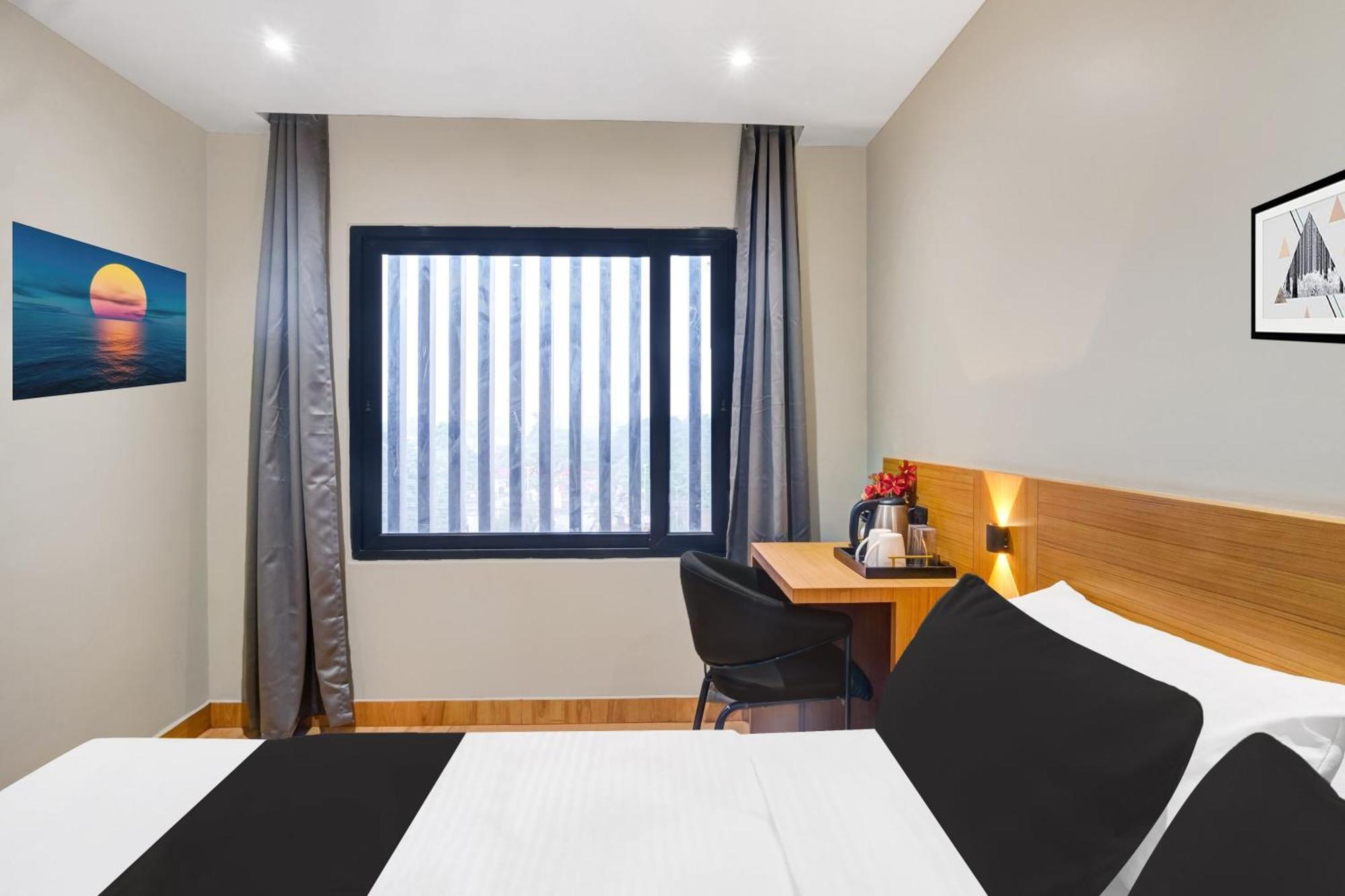 Townhouse Oak Sarusajai Stadium Dispur ภายนอก รูปภาพ